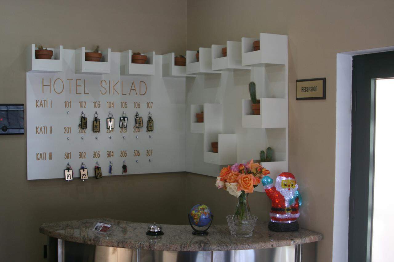 Hotel Siklad Lezhë Екстериор снимка