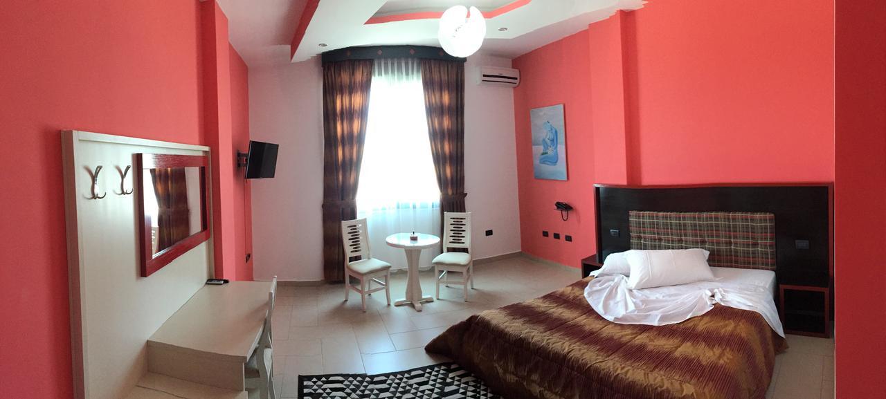 Hotel Siklad Lezhë Екстериор снимка