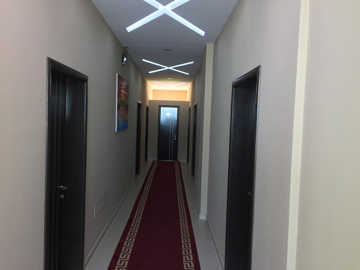 Hotel Siklad Lezhë Екстериор снимка